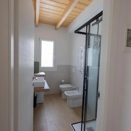 La Casa Nel * レカナーティ