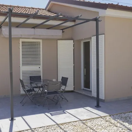 La Casa Nel * レカナーティ